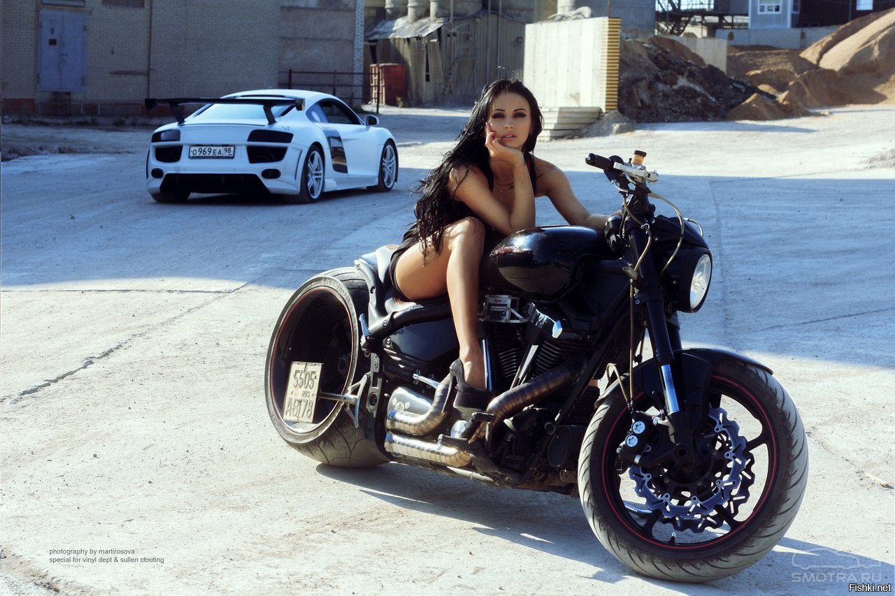 Sexy model Brunettes on a motorcycle in Samsun