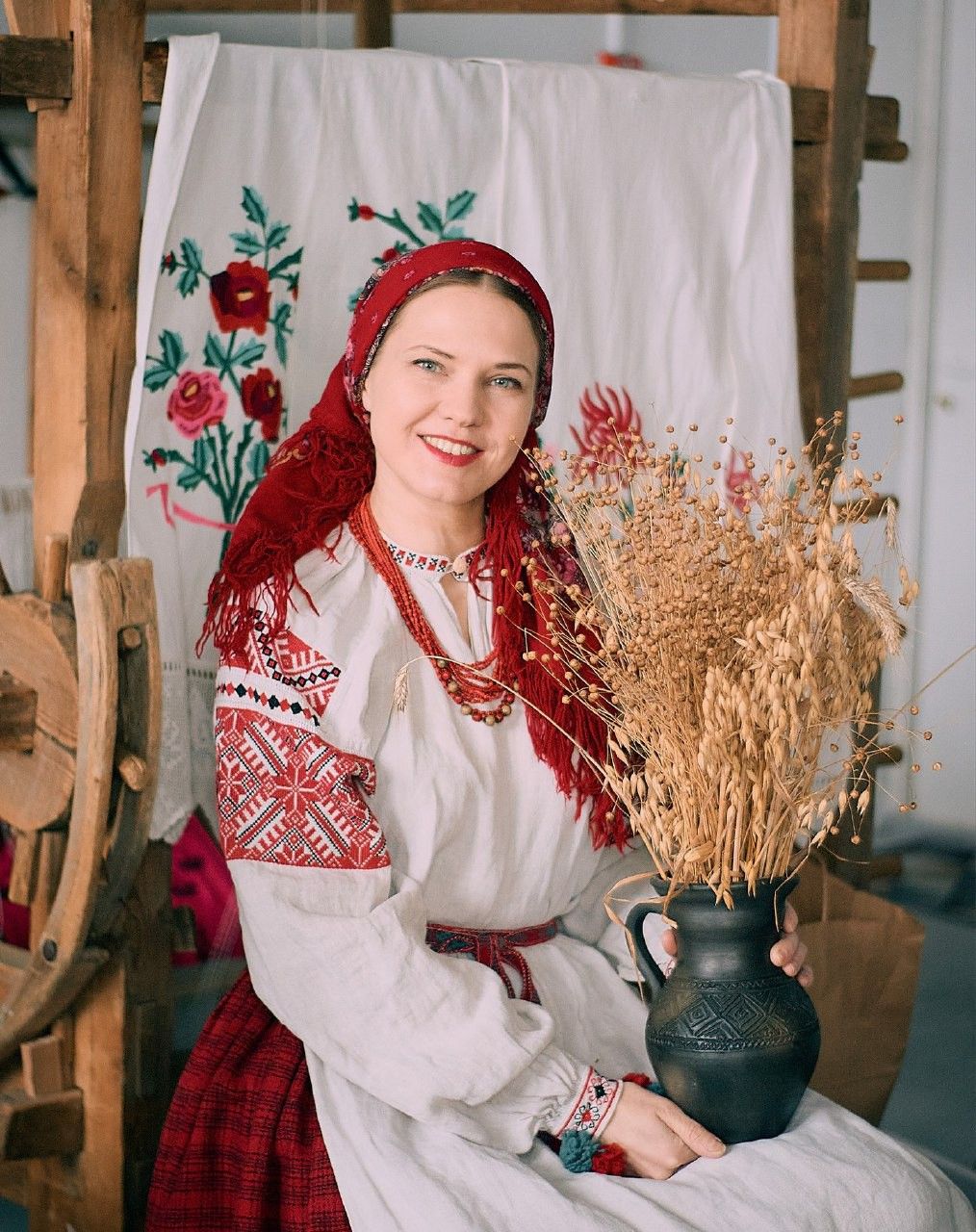 Women in Slavic costumes in Samsun