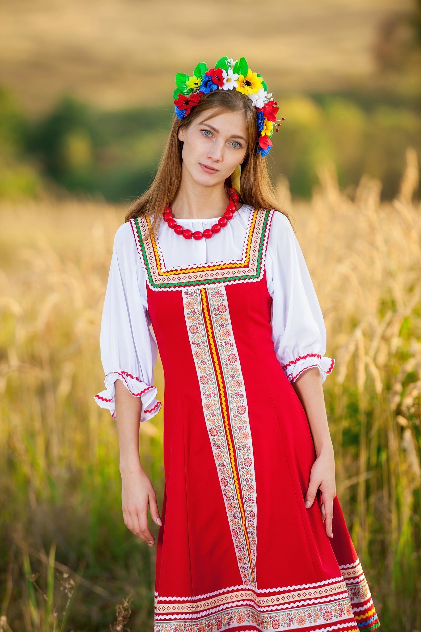 Women in Slavic costumes in Samsun