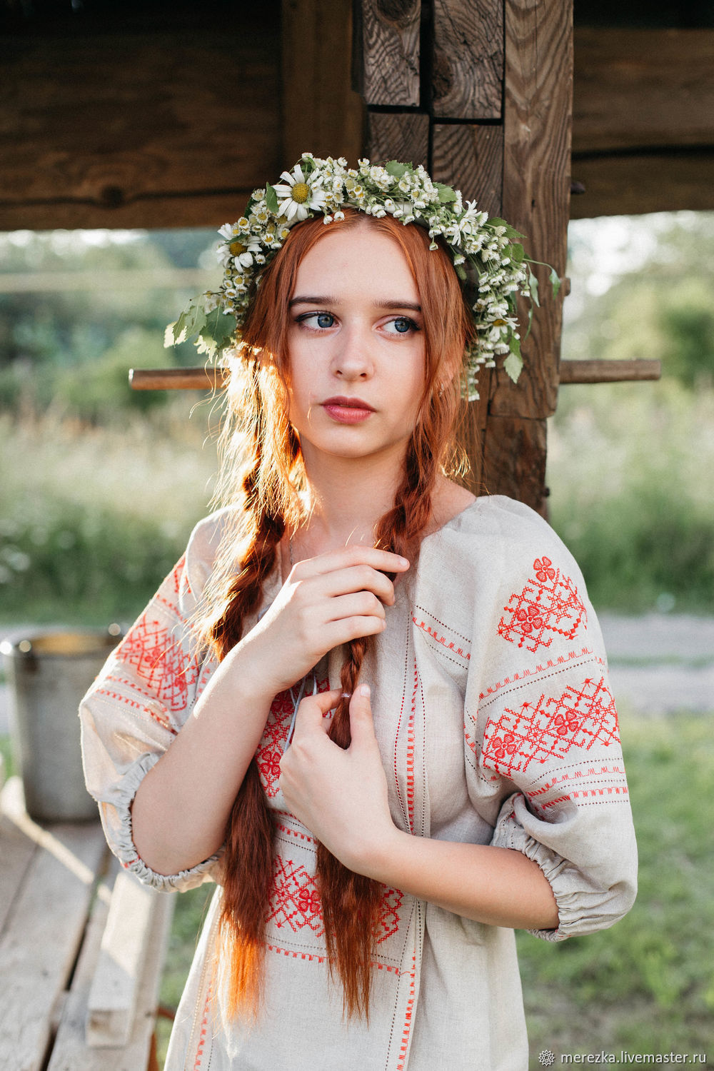 Girls in Slavic costumes in Samsun